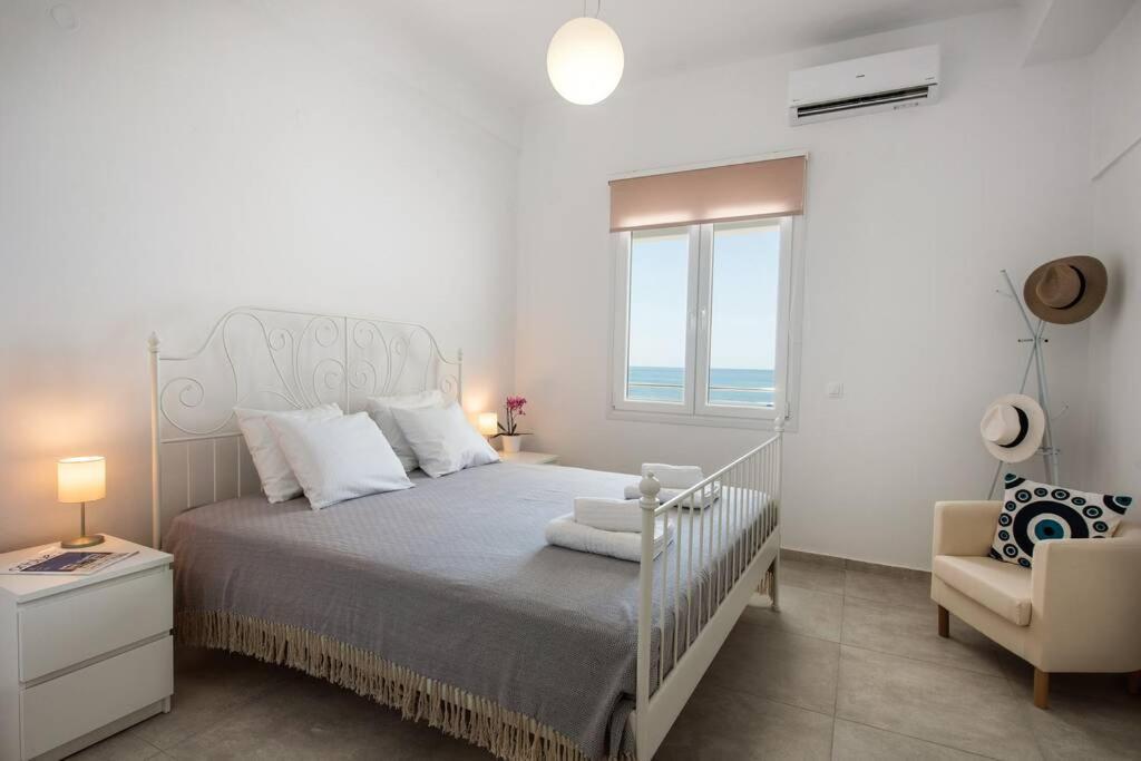 Amazing Seafront Suite Ιεράπετρα Εξωτερικό φωτογραφία