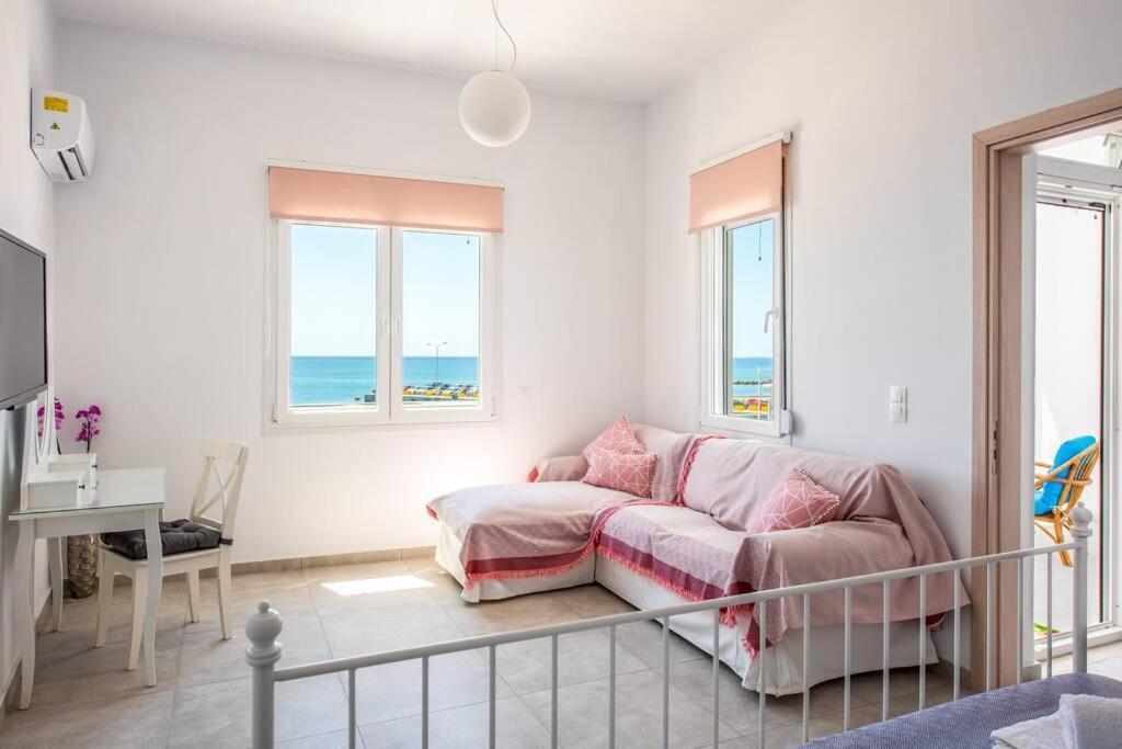 Amazing Seafront Suite Ιεράπετρα Εξωτερικό φωτογραφία